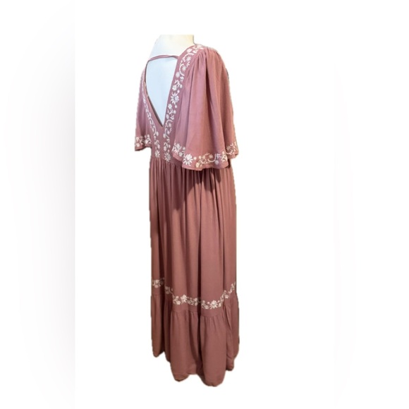 NWT Elegant Embroidered Mauve Maxi Dress - Picture 4 of 11